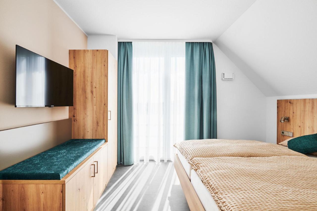 Gaestehaus Bosch Hotel apartamentowy Herrenberg